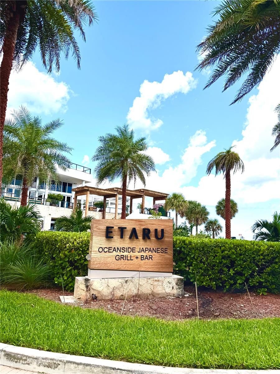 PLAZA TOWERS SOUTH CONDO - Residential