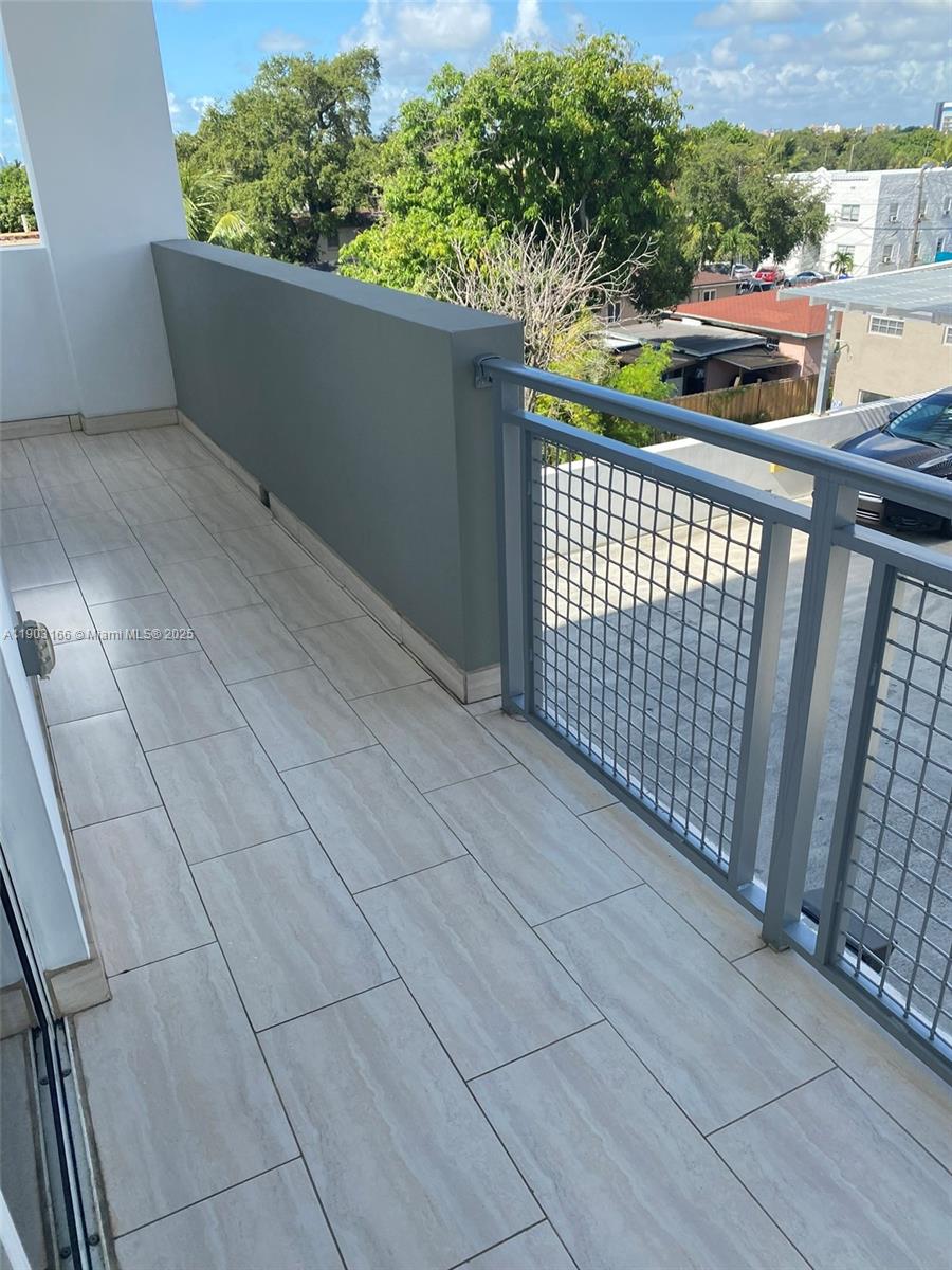 MC KENZIE SUB - Residential Lease