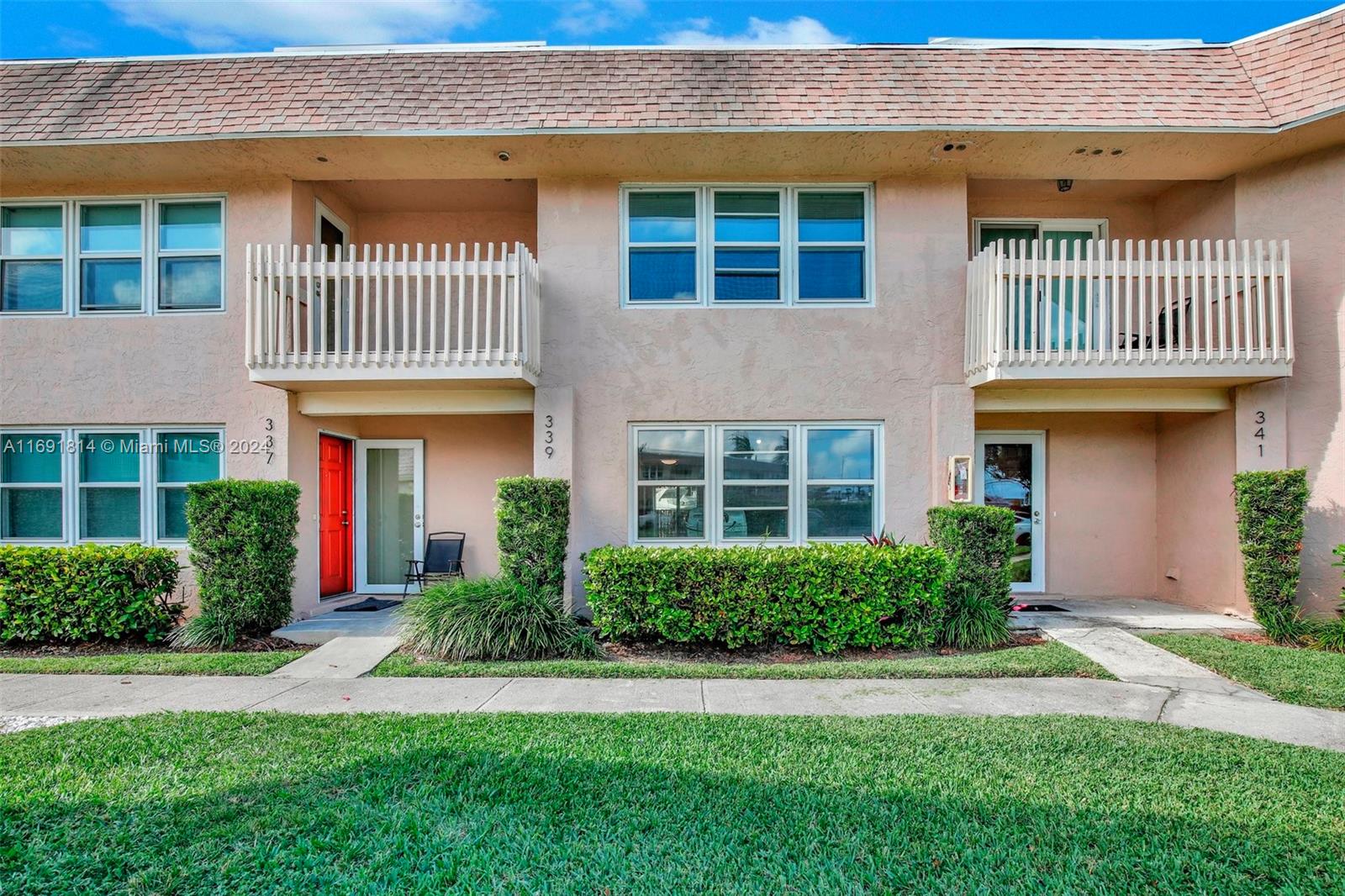 339 Gulfstream Rd, Dania Beach, Miami-Dade County, Florida - 3 Bedrooms  
3 Bathrooms - 