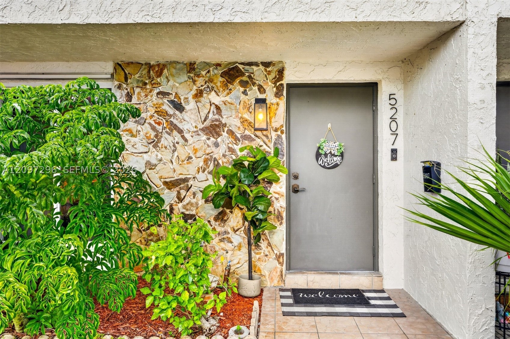 5207 SW 40th Ave 52
