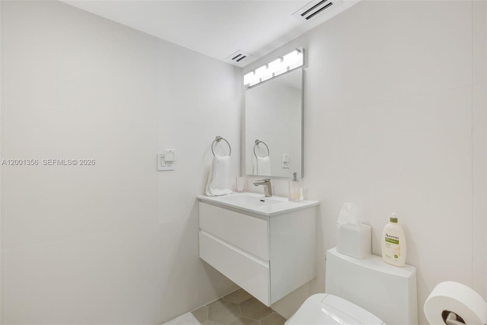 Surfside Towers - Residential Lease