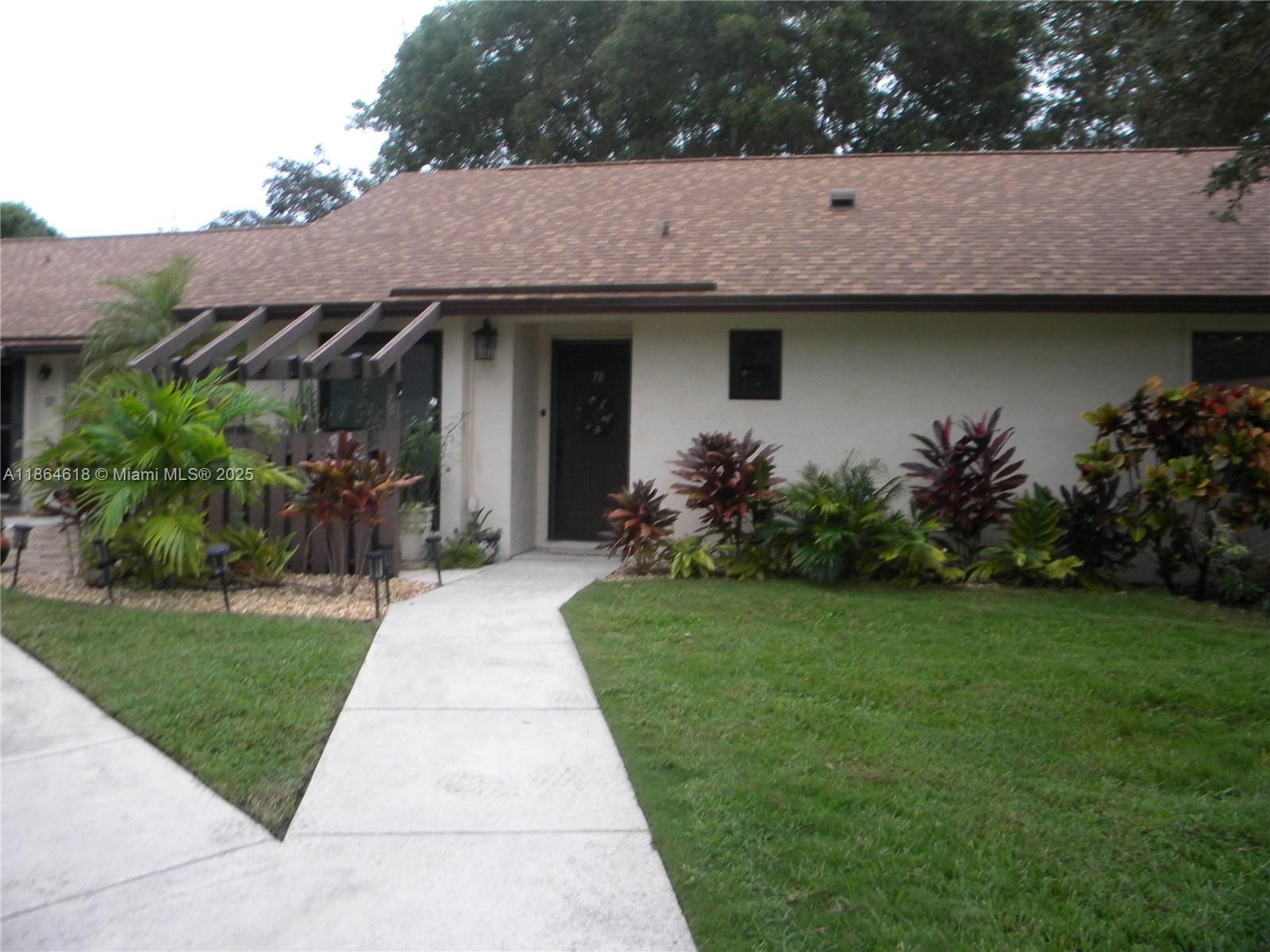 TRADEWINDS AT DOS LAGOS C - Residential