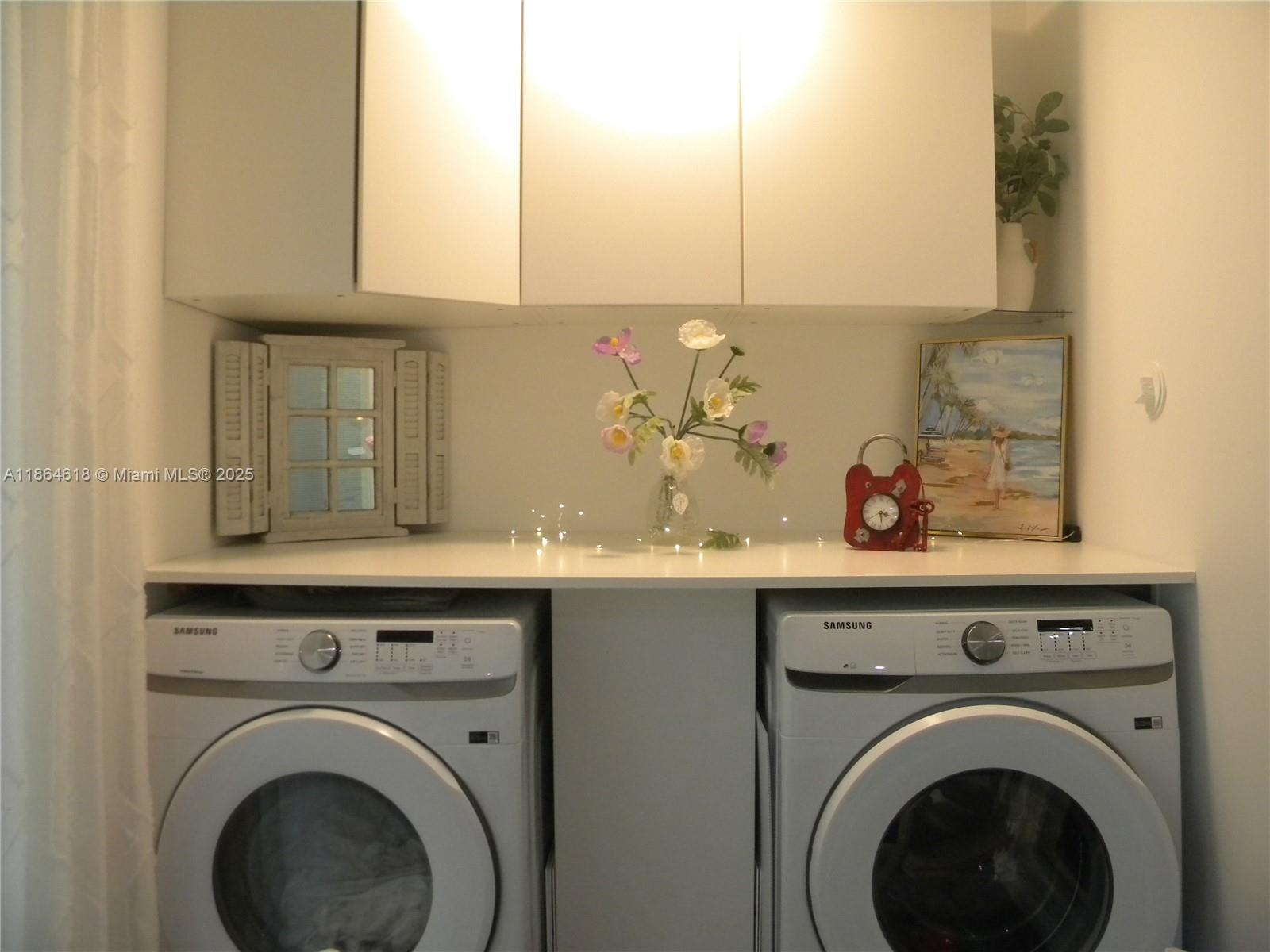 TRADEWINDS AT DOS LAGOS C - Residential
