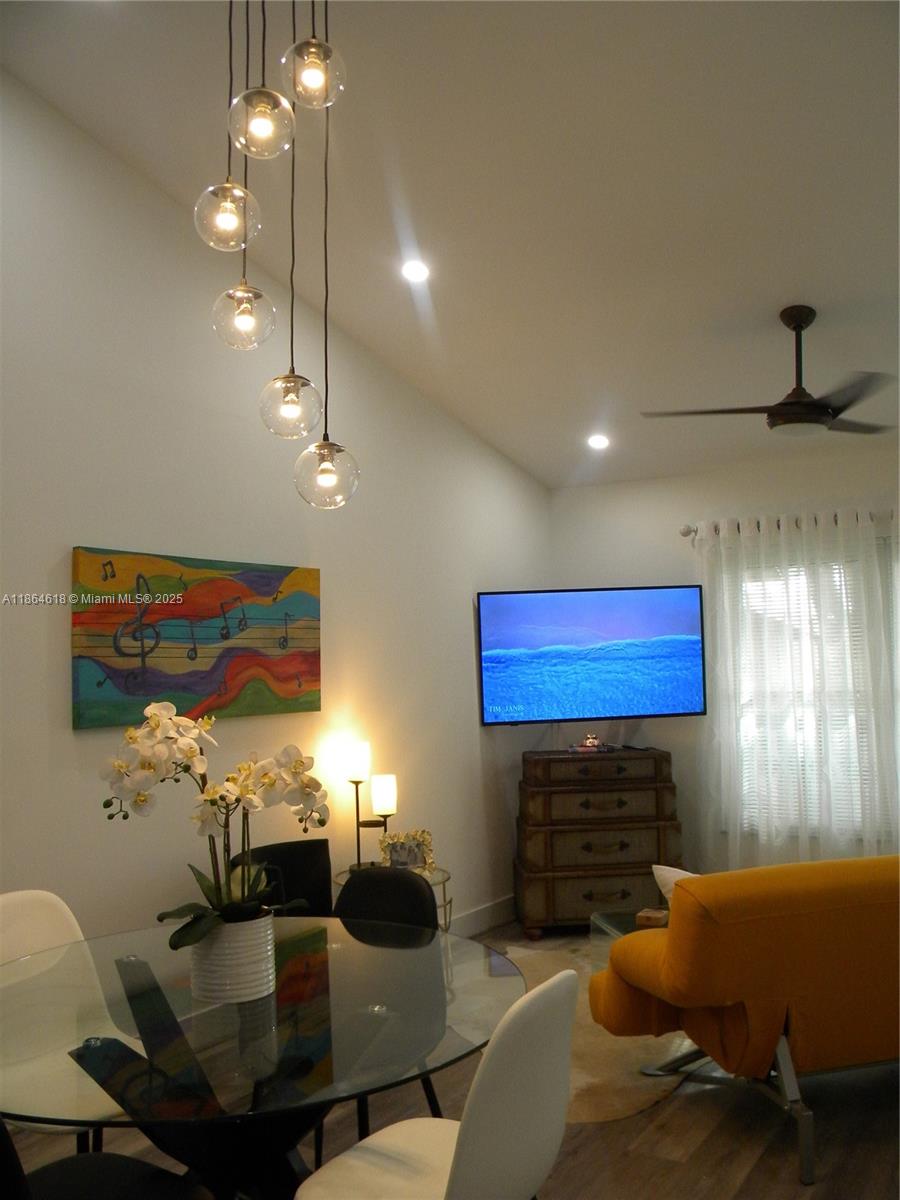 TRADEWINDS AT DOS LAGOS C - Residential