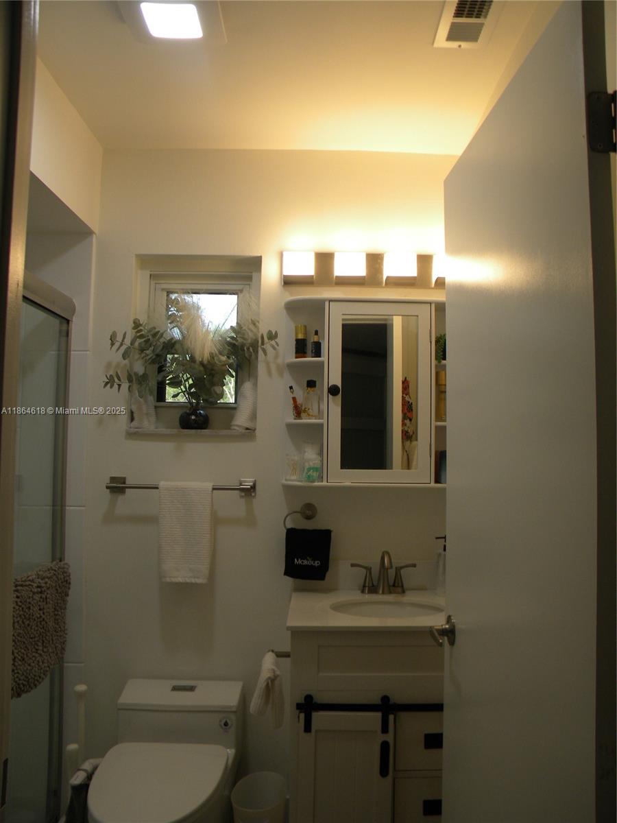 TRADEWINDS AT DOS LAGOS C - Residential