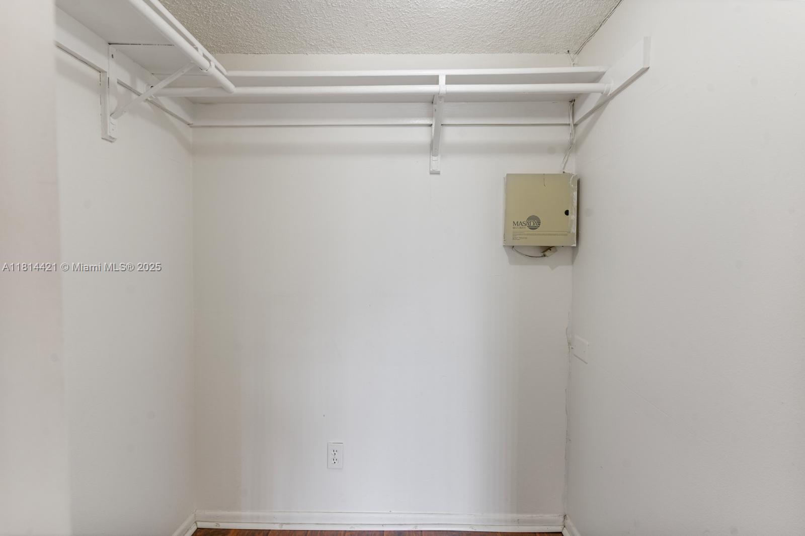 FLORENCE CONDO - Residential