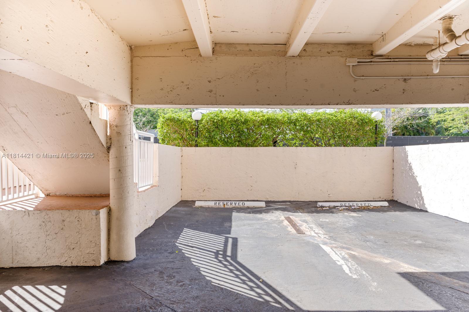 FLORENCE CONDO - Residential