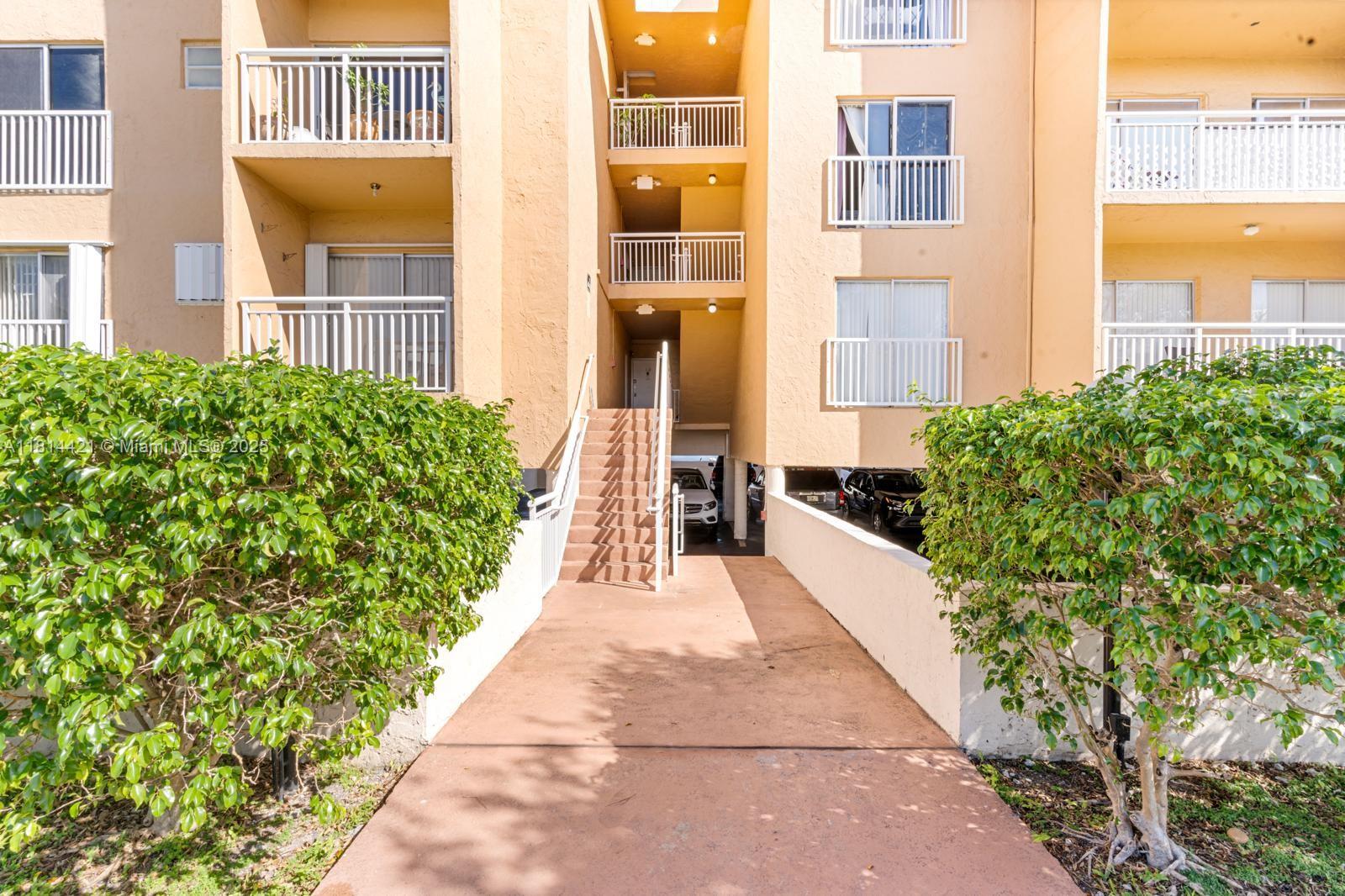 FLORENCE CONDO - Residential