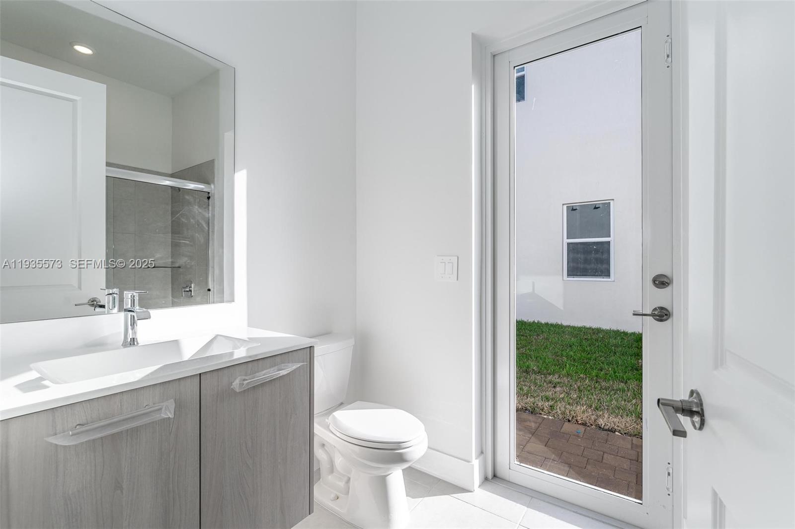 RESERVE AT DAVIE - Residential