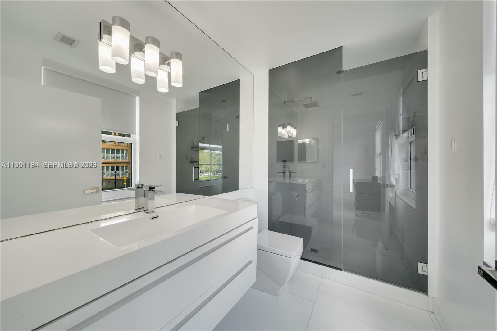 YACHT CLUB AT PORTOFINO C - Residential