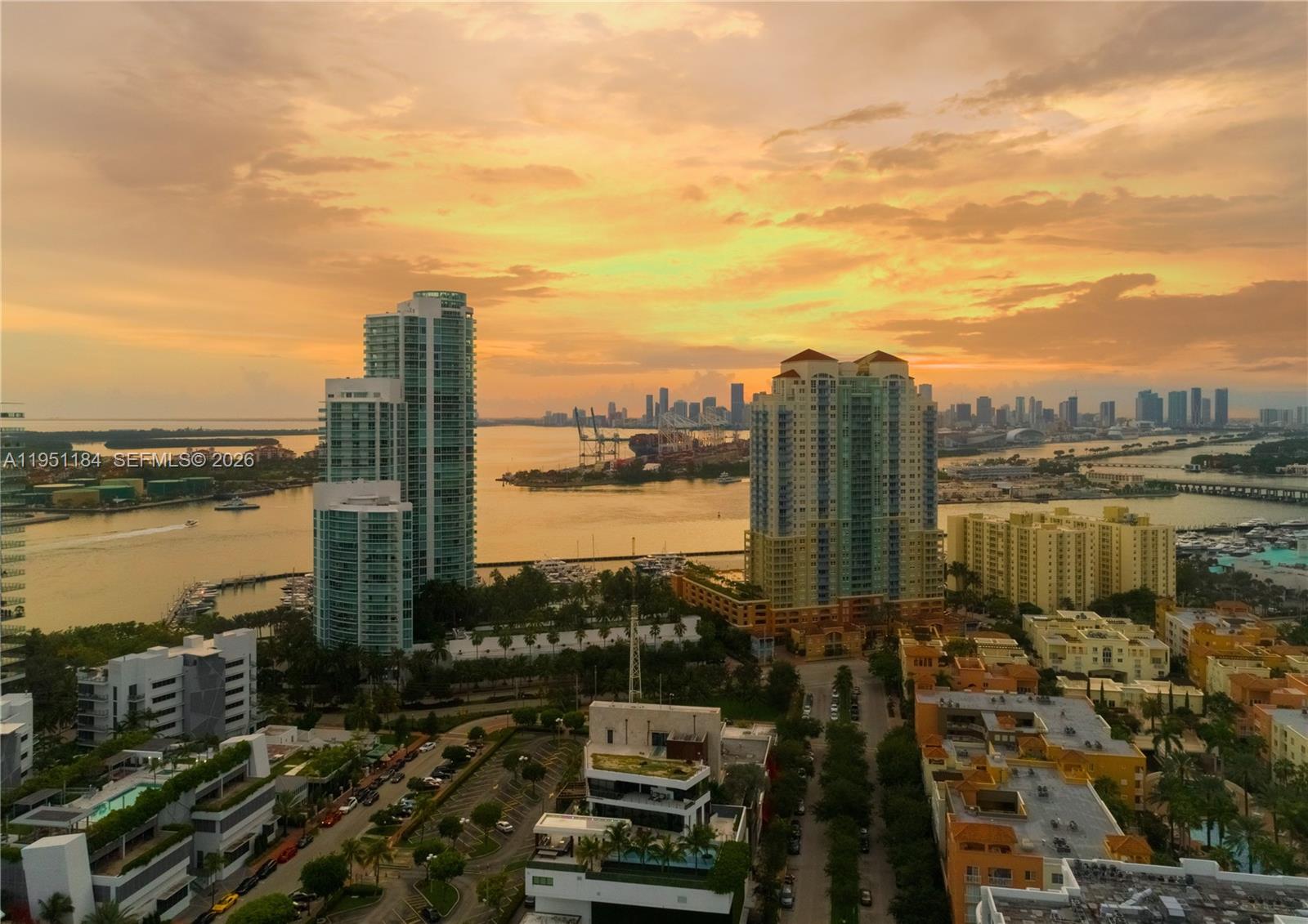 YACHT CLUB AT PORTOFINO C - Residential