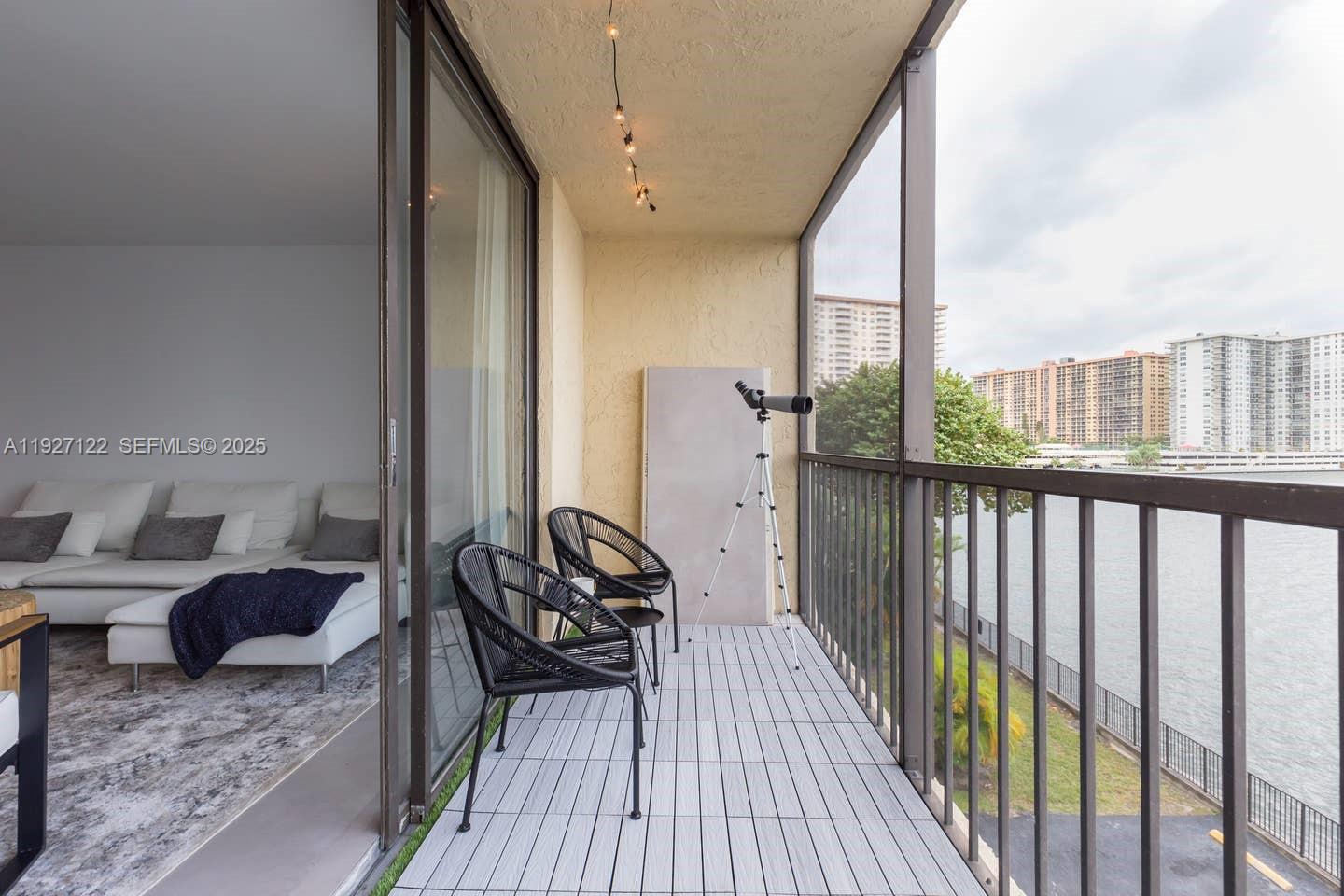 FAIRVIEW HOUSE CONDO - Residential