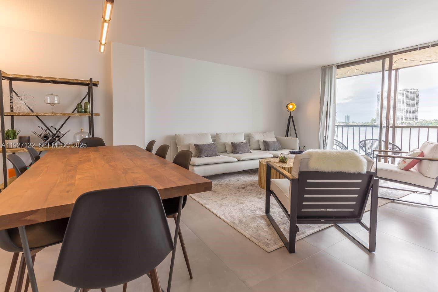 FAIRVIEW HOUSE CONDO - Residential