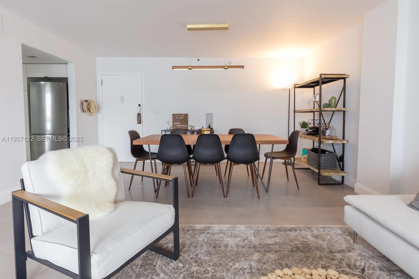 FAIRVIEW HOUSE CONDO - Residential