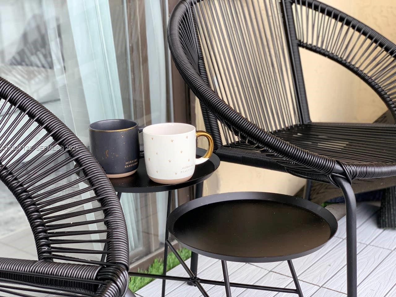 FAIRVIEW HOUSE CONDO - Residential