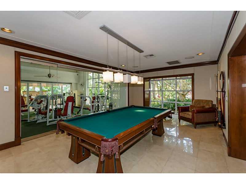 27-28 52 42 KEYSTONE ISLA - Residential