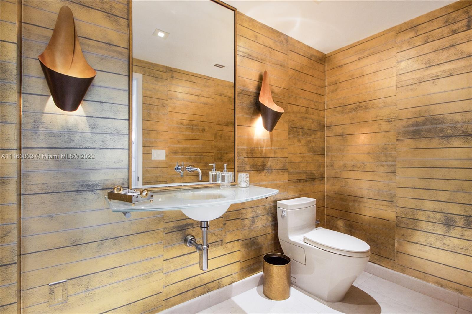 CLUB TOWER THREE CONDO - Residential