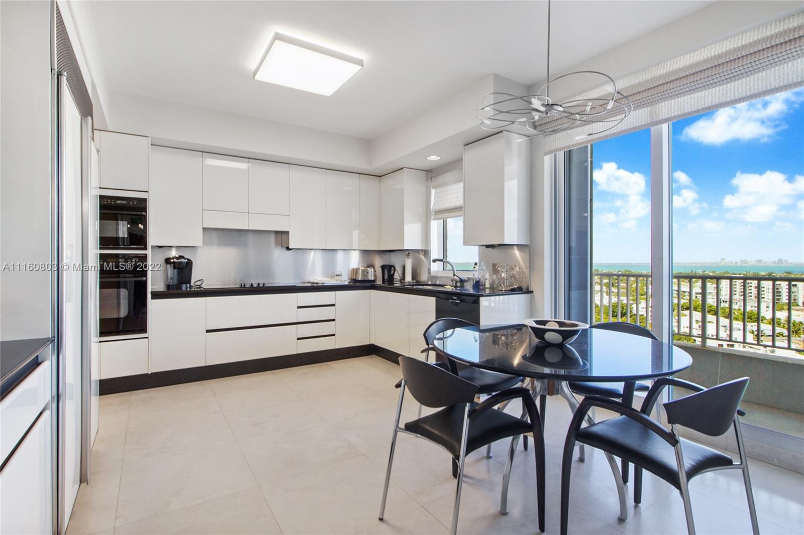 CLUB TOWER THREE CONDO - Residential