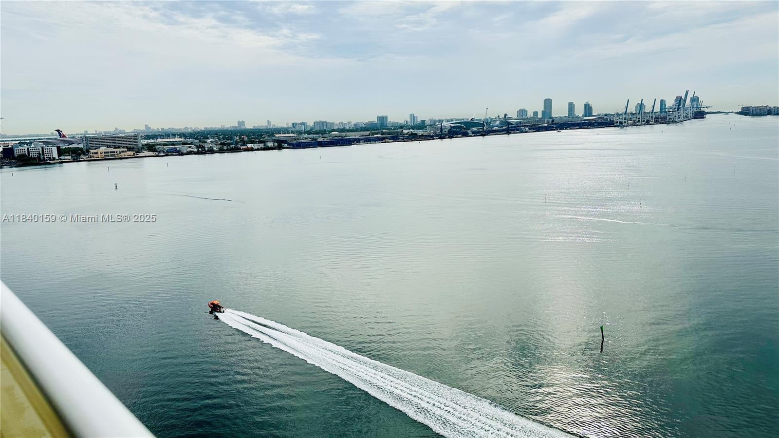 ST LOUIS CONDO - Residential Lease