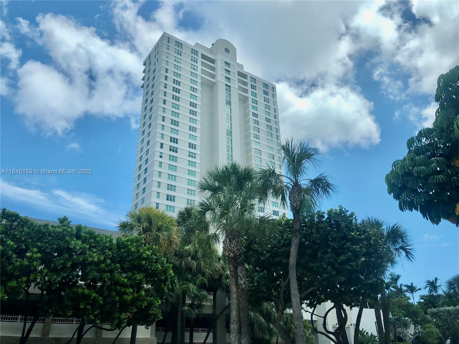 ST LOUIS CONDO - Residential Lease