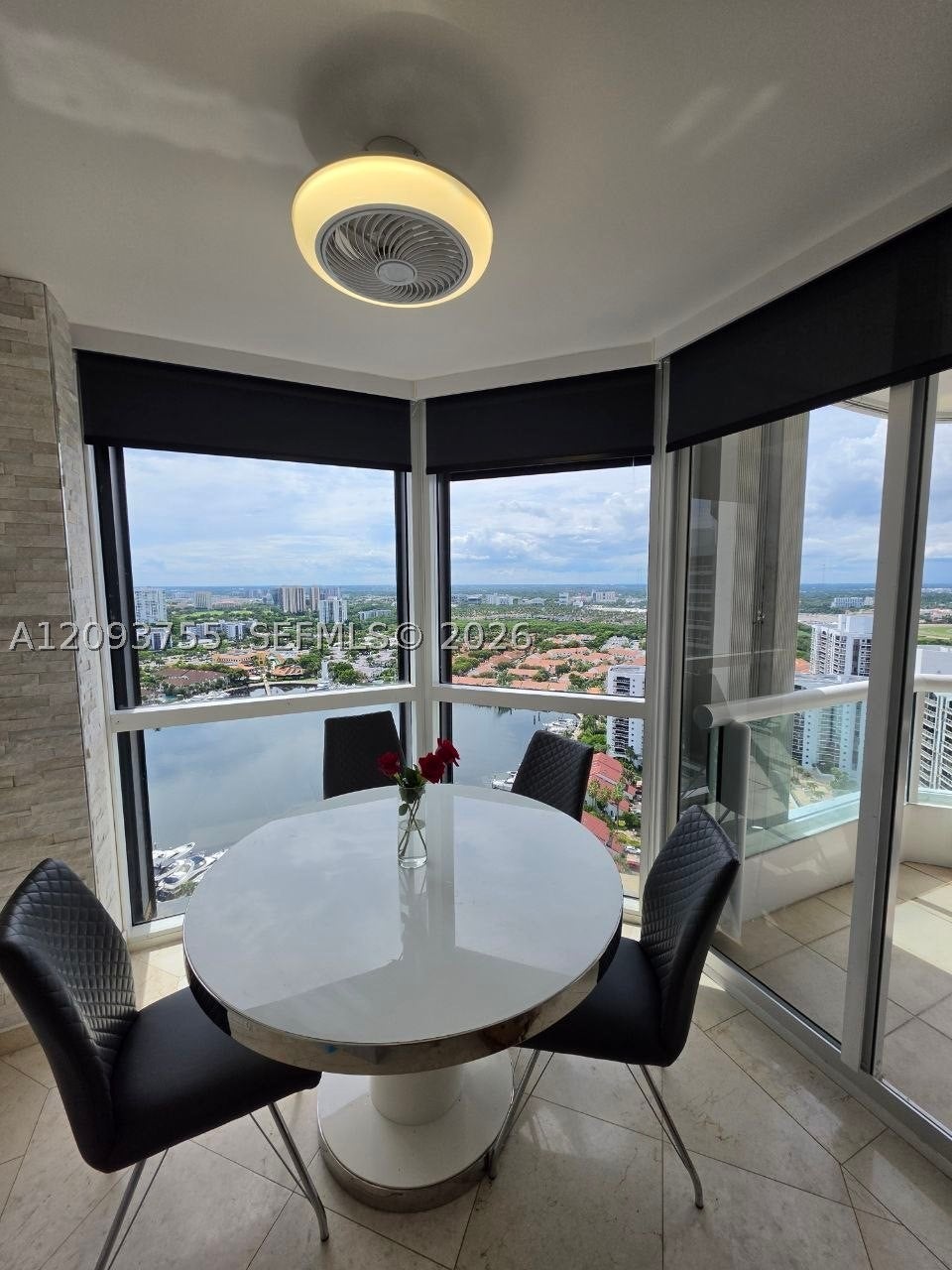 21205 Yacht Club Dr 3105