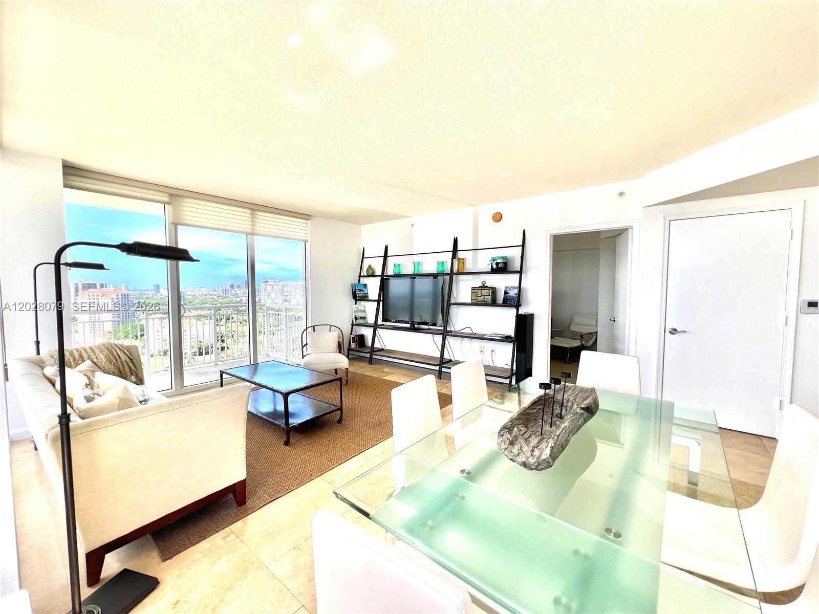 TURNBERRY ON THE GREEN CO - Residential