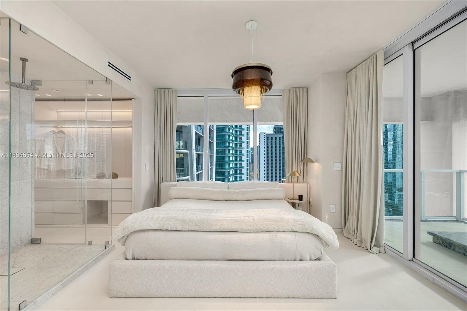 View photos, virtual tours, details... 1040 Biscayne Blvd 3007