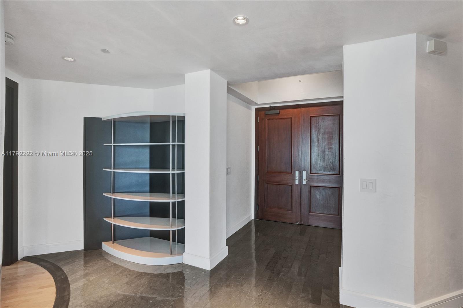 1425 Brickell Ave 62E