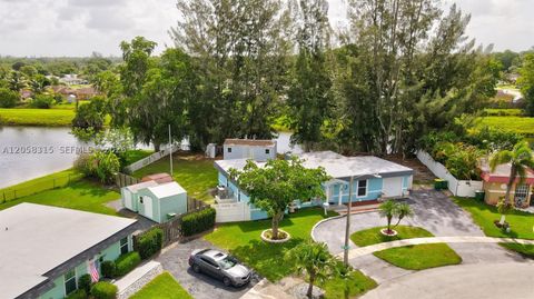 Tiny photo for 6605 NW 80th Ct, Tamarac, FL 33321 (MLS # A12058315)