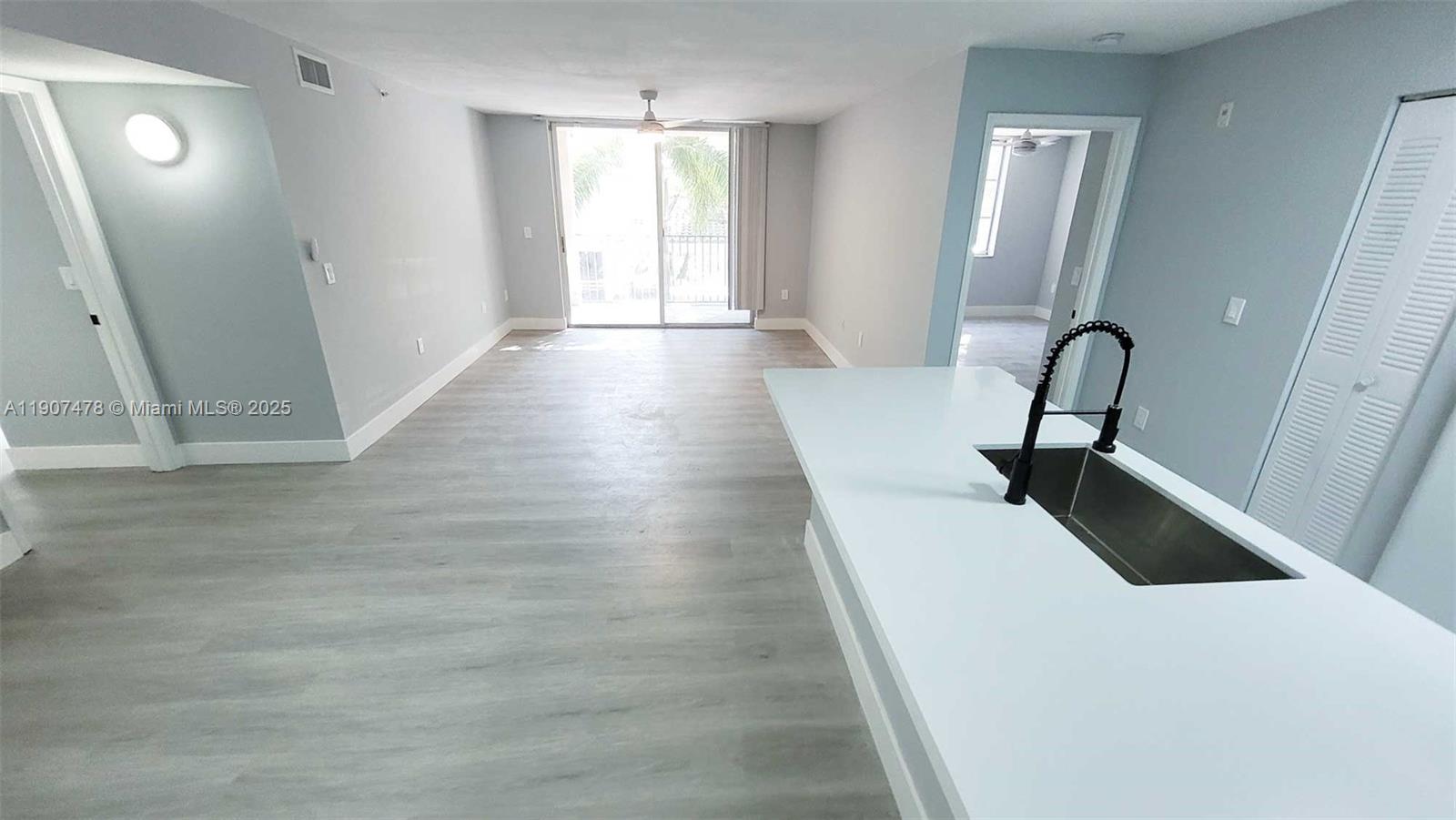 ST ANDREWS CONDO - Residential Lease