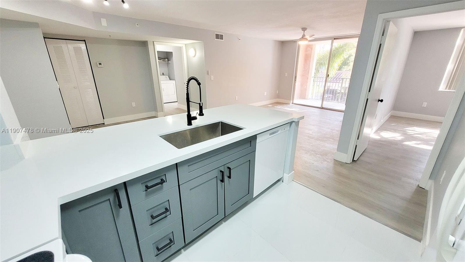 ST ANDREWS CONDO - Residential Lease