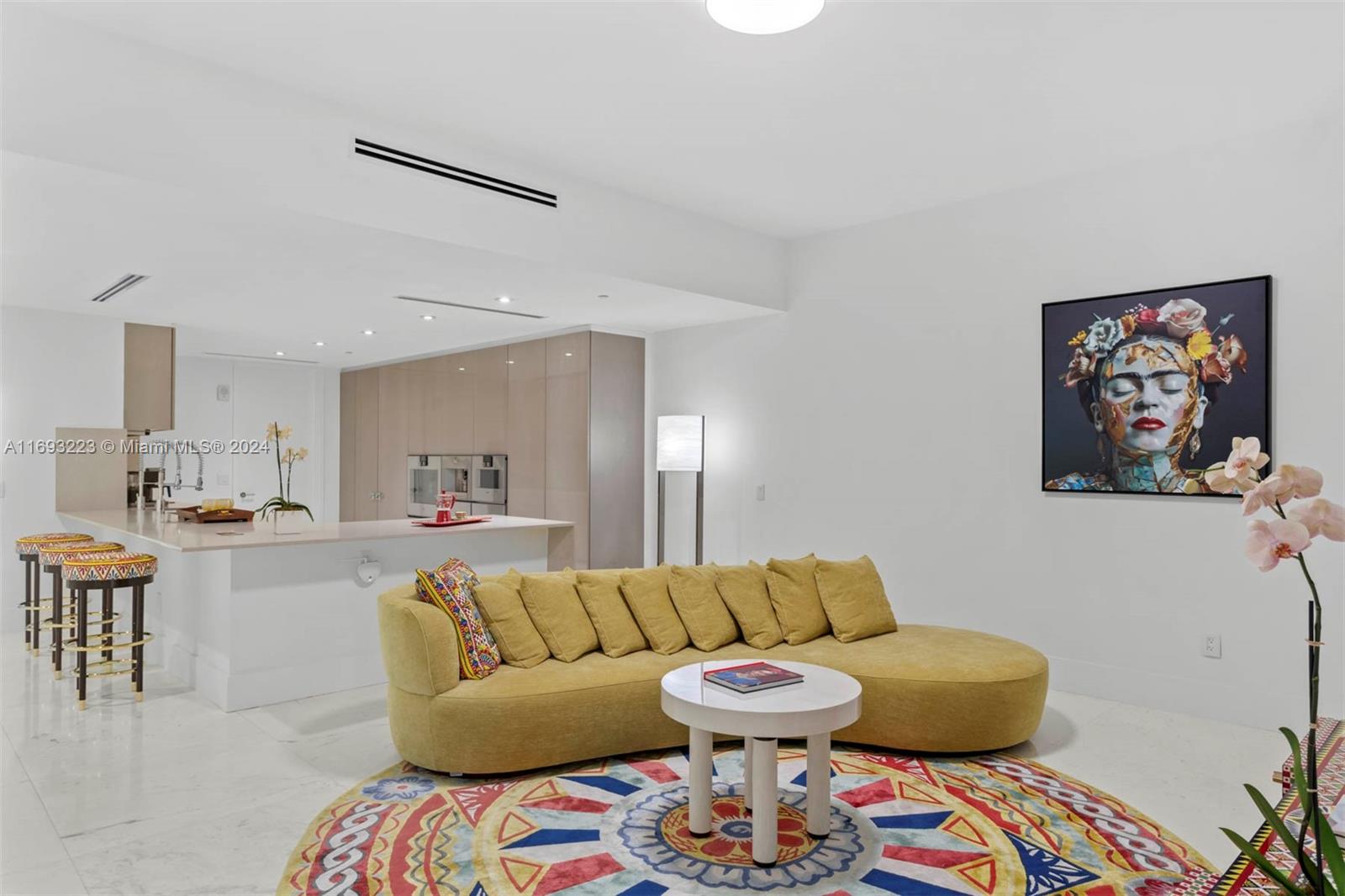 ALTOS DEL MAR NO. 5 - Residential