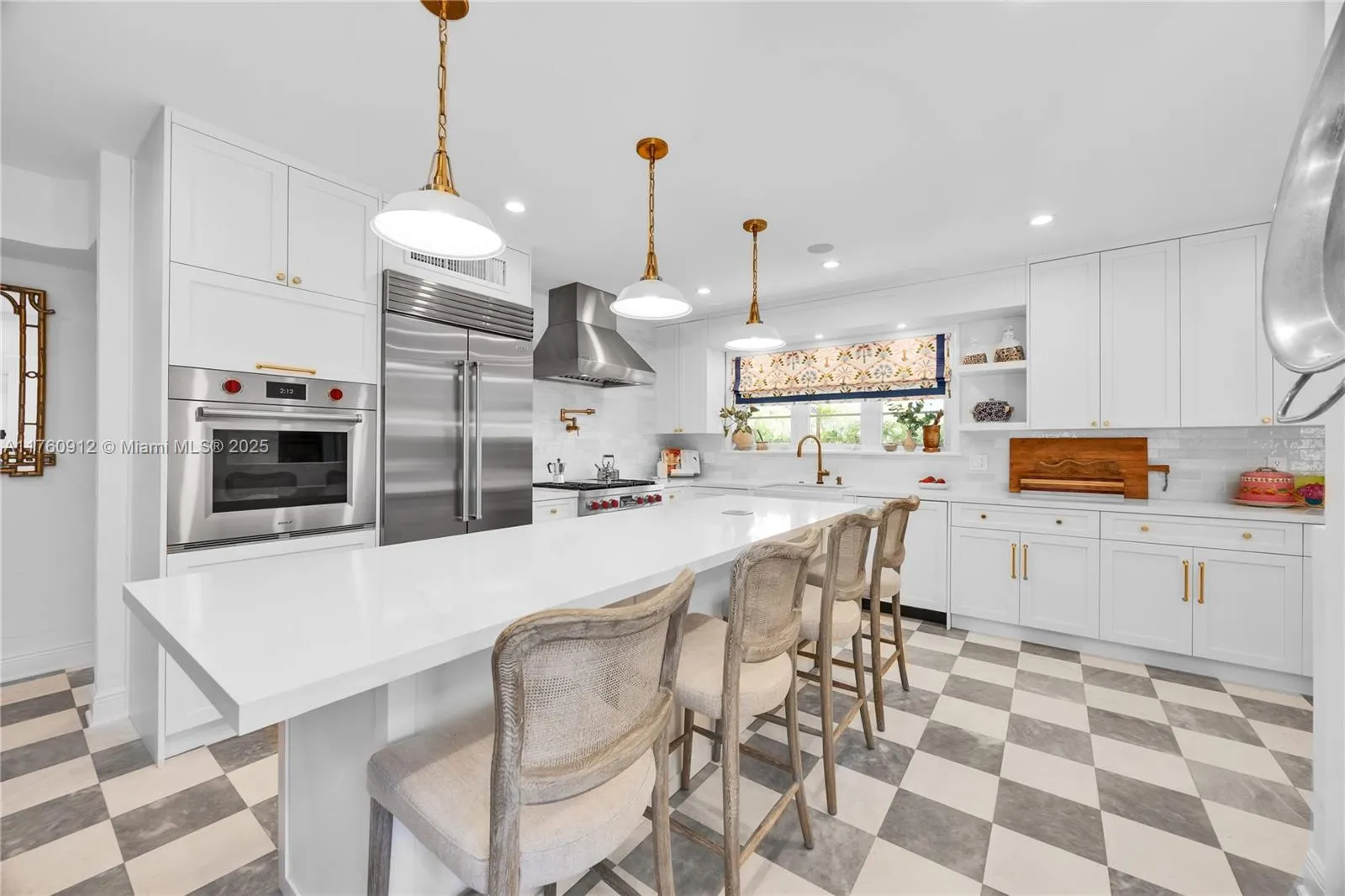 Coral Gables, Florida 33146, United States, 4 Bedrooms Bedrooms, ,4 BathroomsBathrooms,Residential,Active,86907