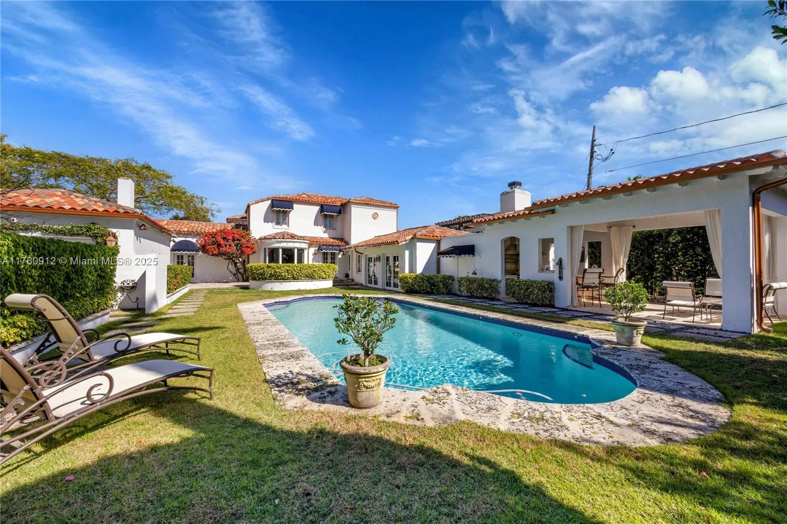 Coral Gables, Florida 33146, United States, 4 Bedrooms Bedrooms, ,4 BathroomsBathrooms,Residential,Active,86907