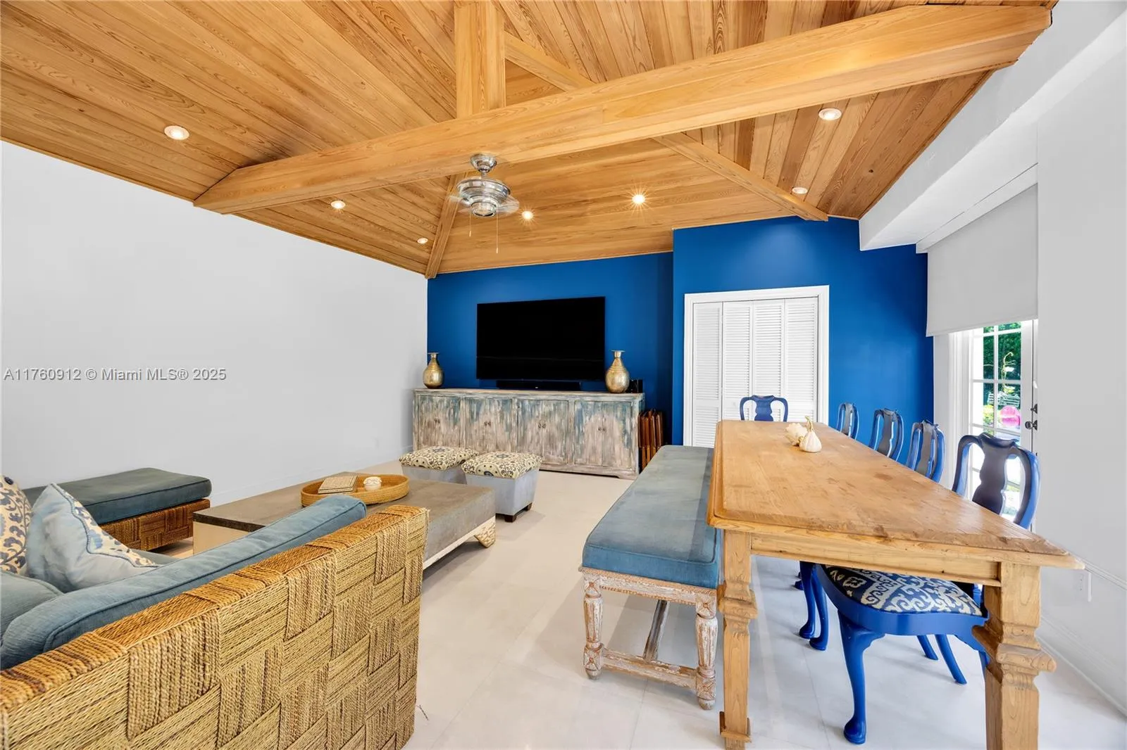 Coral Gables, Florida 33146, United States, 4 Bedrooms Bedrooms, ,4 BathroomsBathrooms,Residential,Active,86907