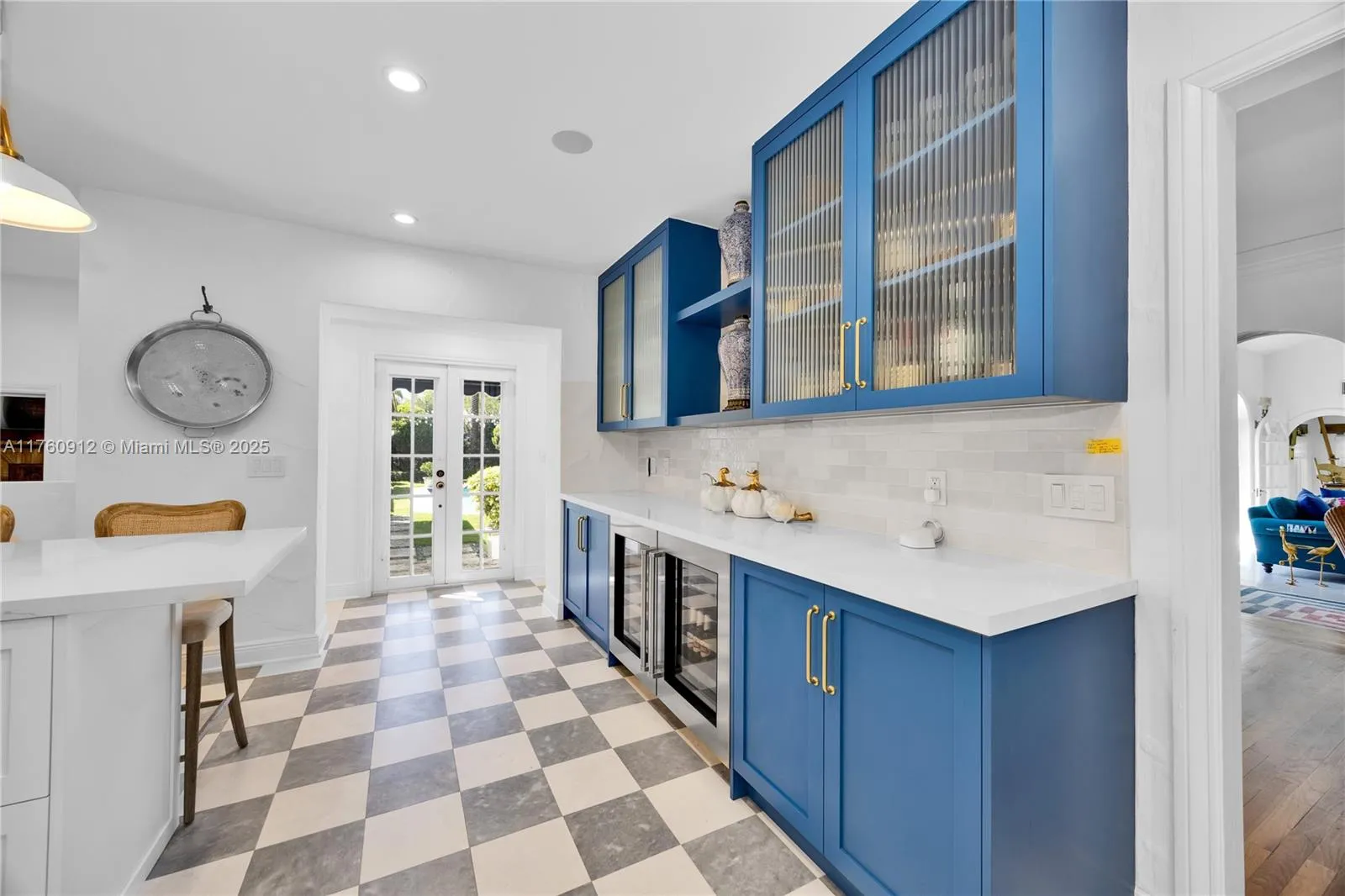 Coral Gables, Florida 33146, United States, 4 Bedrooms Bedrooms, ,4 BathroomsBathrooms,Residential,Active,86907