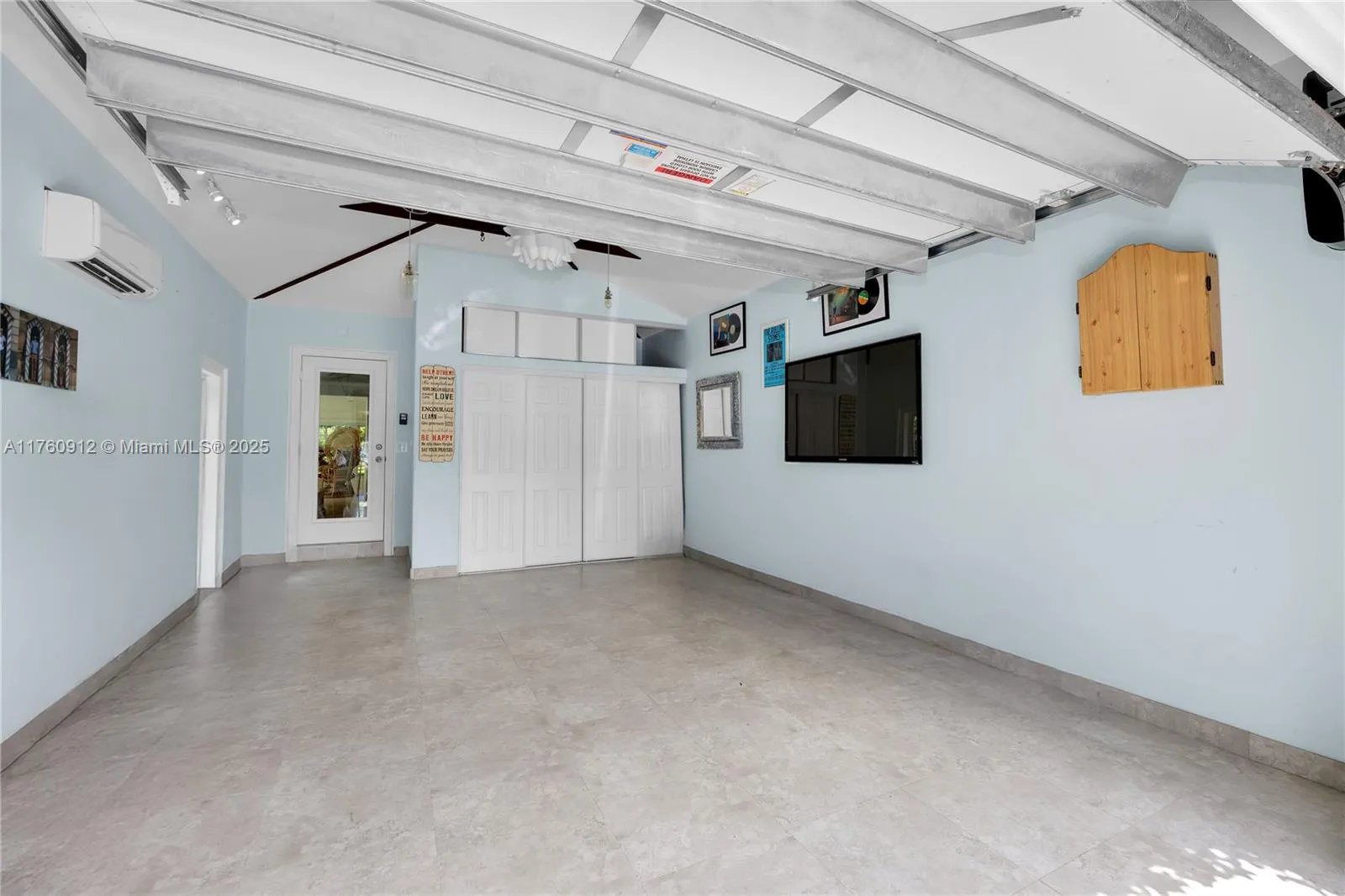 Coral Gables, Florida 33146, United States, 4 Bedrooms Bedrooms, ,4 BathroomsBathrooms,Residential,Active,86907