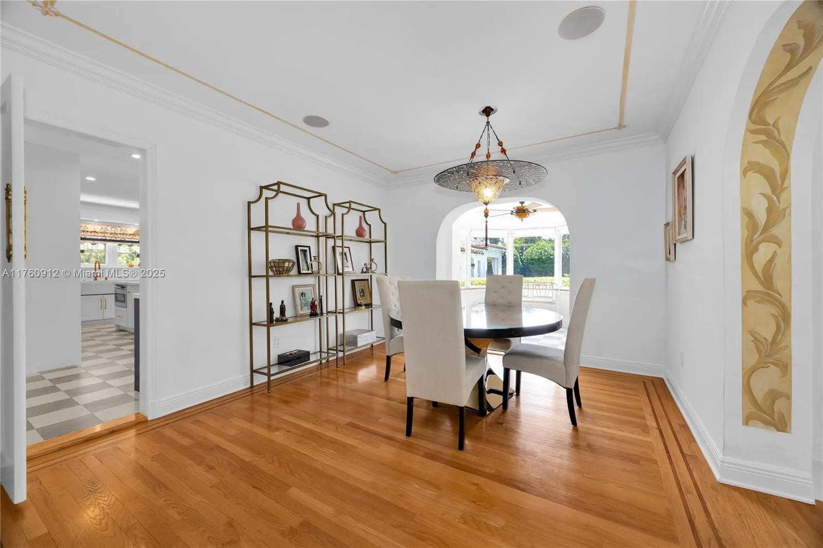 Coral Gables, Florida 33146, United States, 4 Bedrooms Bedrooms, ,4 BathroomsBathrooms,Residential,Active,86907