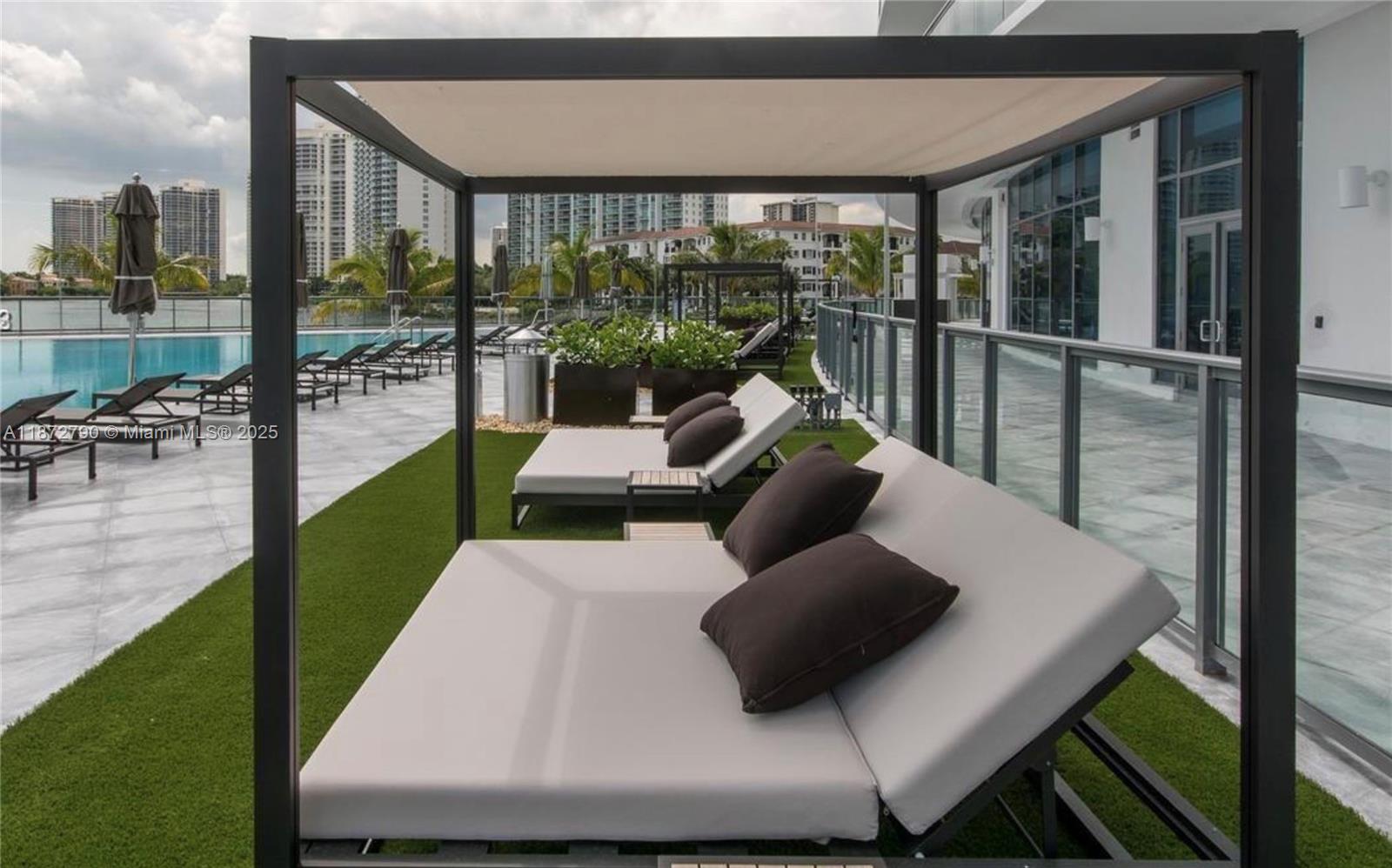 ECHO CONDO - Residential Lease