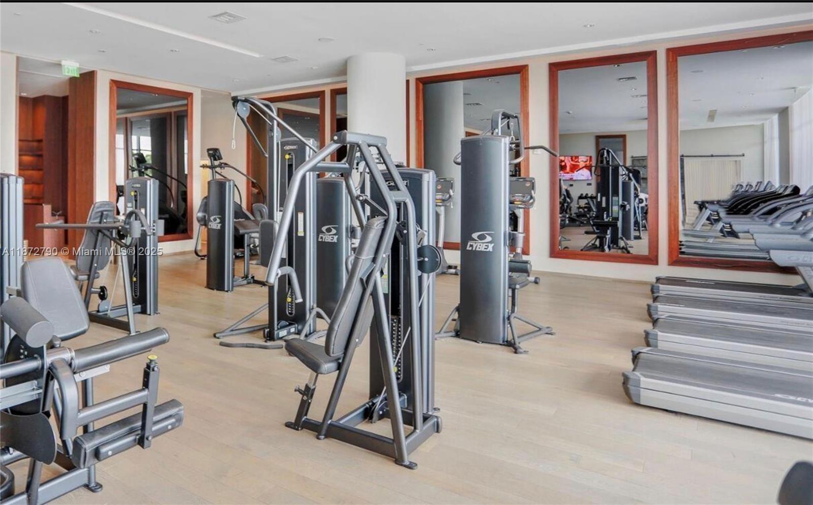 ECHO CONDO - Residential Lease