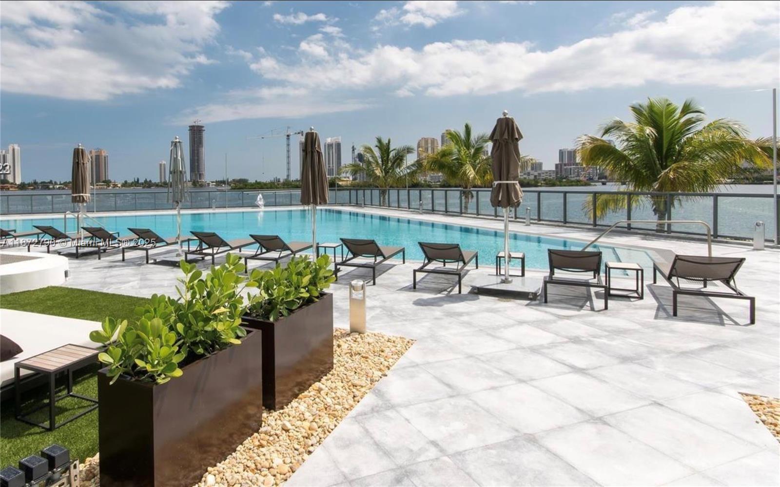 ECHO CONDO - Residential Lease