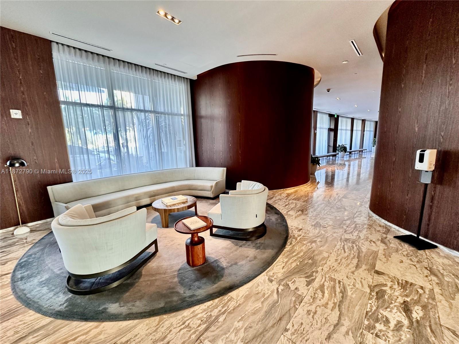 ECHO CONDO - Residential Lease