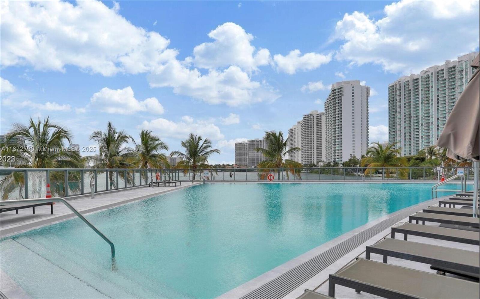 ECHO CONDO - Residential Lease