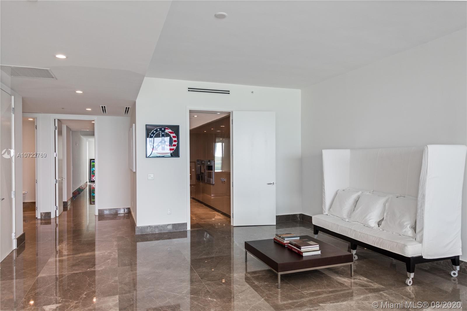 FENDI CHATEAU RESIDENCES - Residential