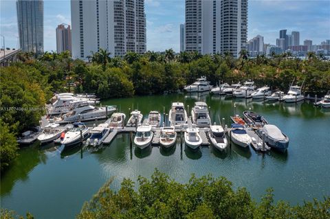3575 Mystic Pointe Dr, Slip 118 Aventura FL 33180