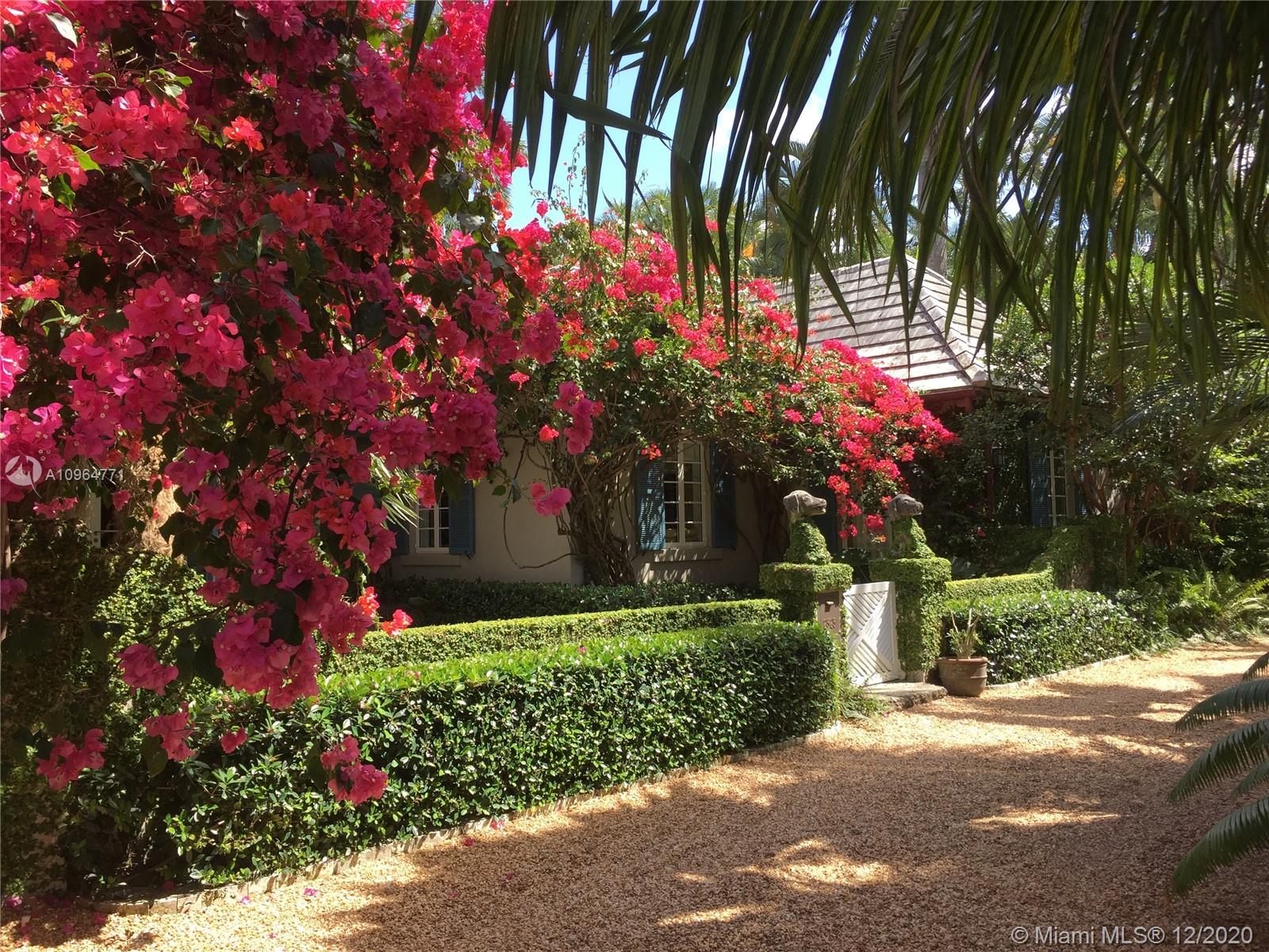 SUNSET ISLANDS-ISLAND NO - Residential