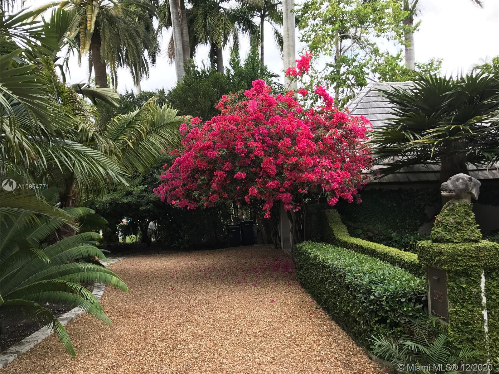 SUNSET ISLANDS-ISLAND NO - Residential