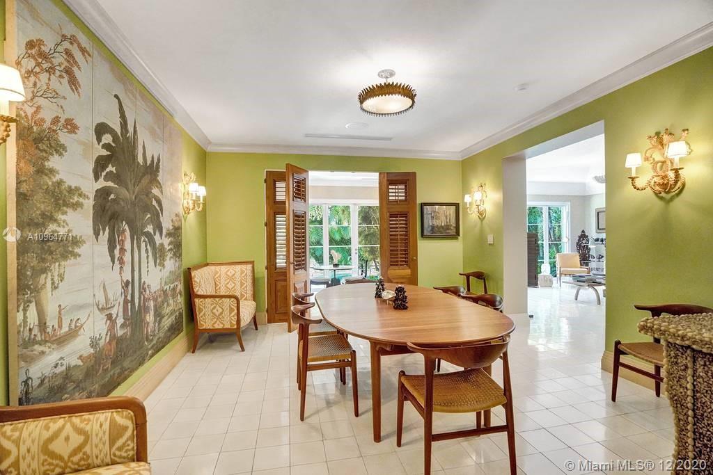 SUNSET ISLANDS-ISLAND NO - Residential