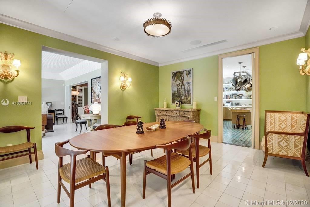 SUNSET ISLANDS-ISLAND NO - Residential