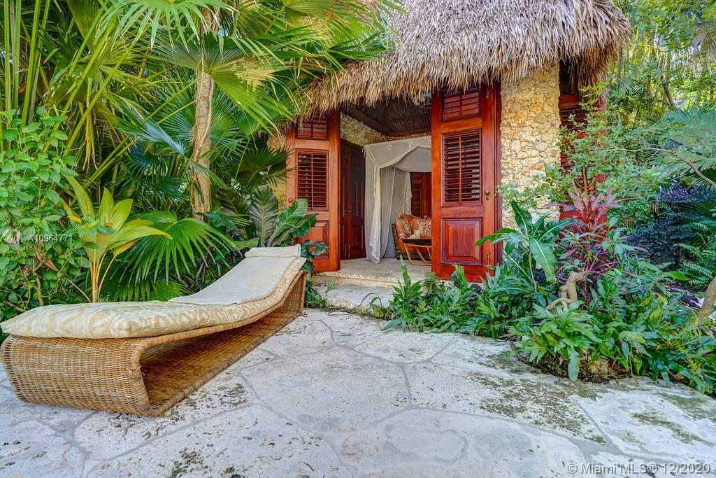 SUNSET ISLANDS-ISLAND NO - Residential